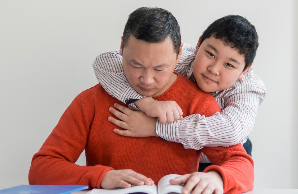 Peran Orang Tua Sangat Penting dalam Membangun Kepercayaan Diri dan Kesiapan Belajar Anak